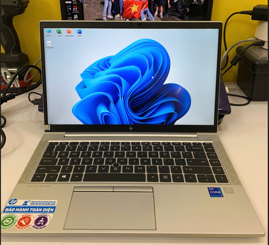 HP EliteBook 840 G8 Cũ / CPU i7-1165G7 / RAM 16GB / SSD 256GB / iGPU intel Iris Xe Graphics / WIFI 6 / Màn 14 inch FHD / Màu Bạc - Ảnh 7