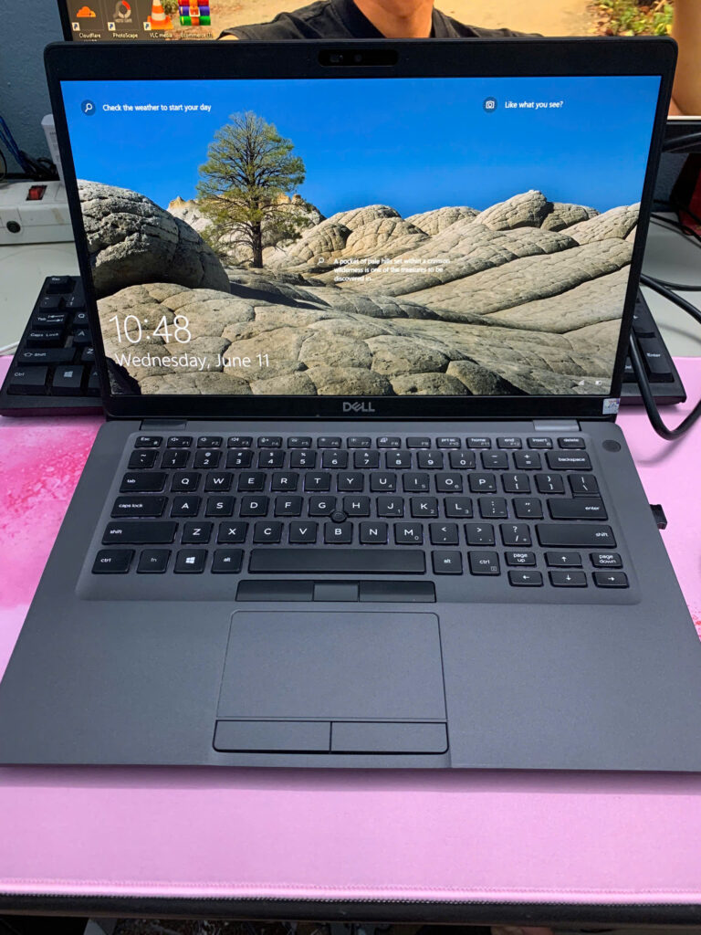 DELL Latitude 5400 Cũ / CPU i5-8365U / RAM 8GB / SSD 256GB / iGPU intel UHD Graphics 620 / WIFI 5 / Màn 14 inch FHD / Màu Đen Xám