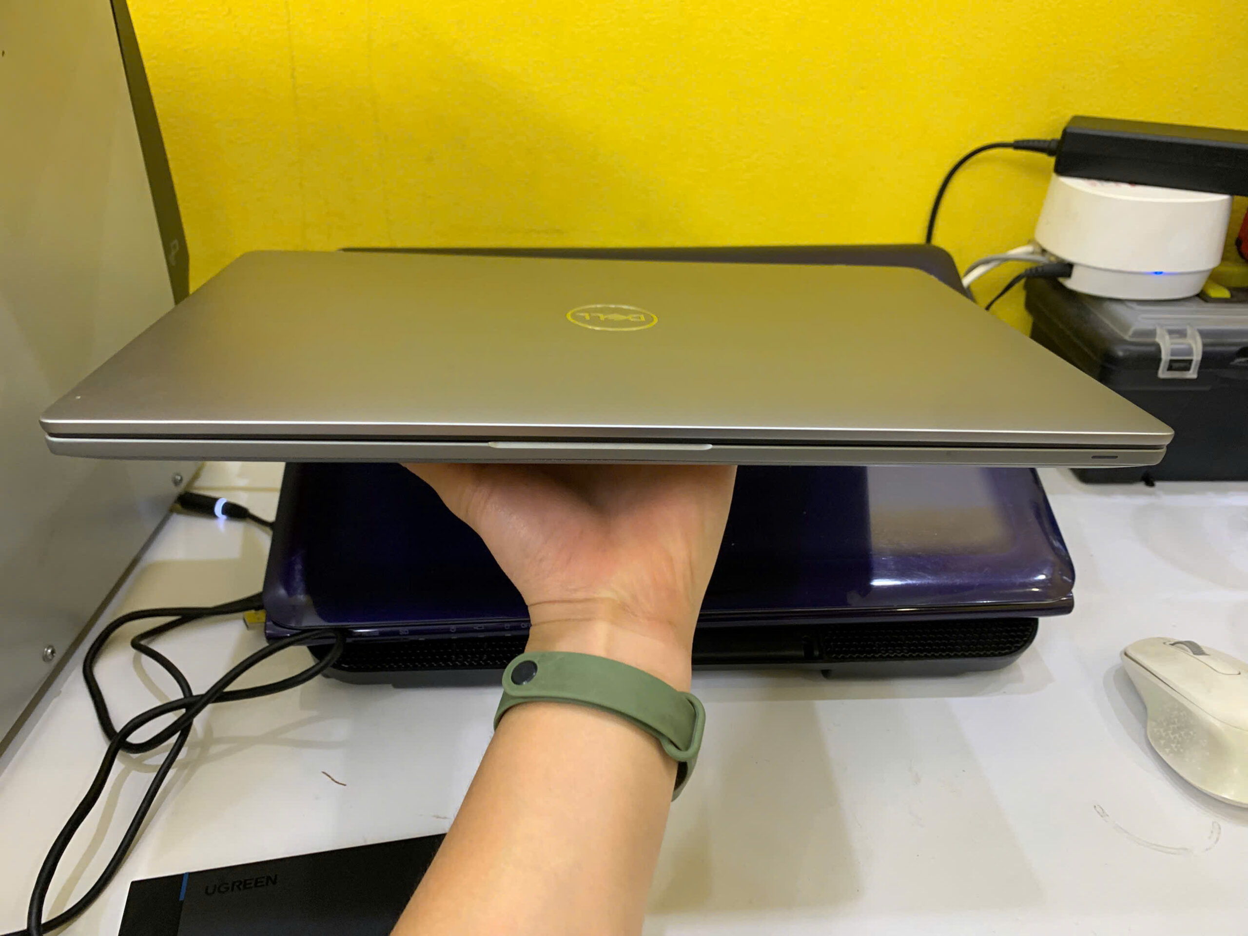 DELL Latitude 7400 Cũ / CPU i7-8665U / RAM 8GB / SSD 256GB / iGPU intel UHD Graphics 620 / WIFI 5 / Màn 14 inch FHD / Màu Bạc - Ảnh 5